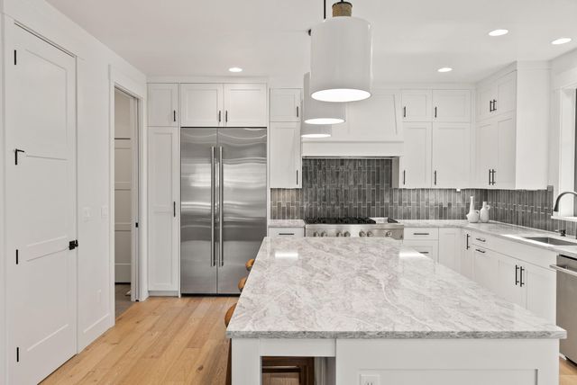 1185 NW Singleton Place, Bend, OR 97703