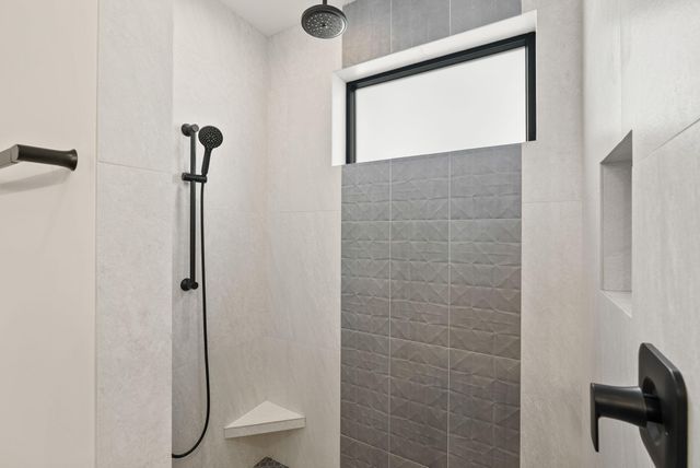 1185 NW Singleton Place, Bend, OR 97703