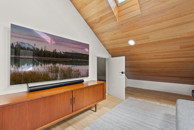 1185 NW Singleton Place, Bend, OR 97703