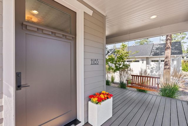 1185 NW Singleton Place, Bend, OR 97703