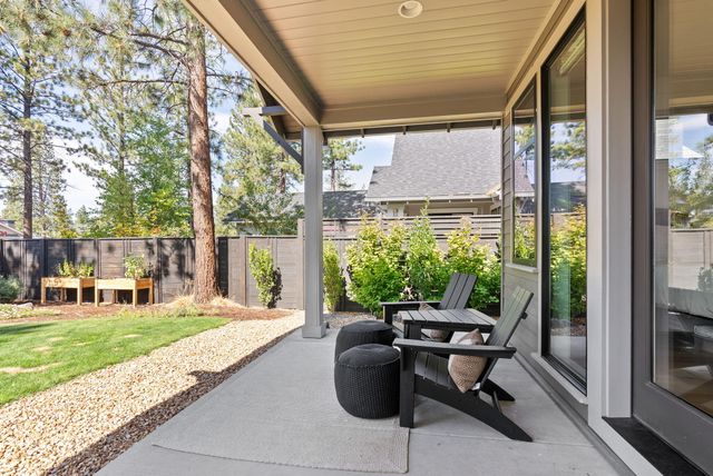 1185 NW Singleton Place, Bend, OR 97703