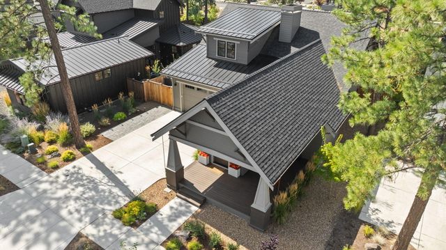 1185 NW Singleton Place, Bend, OR 97703