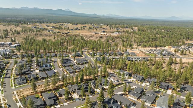 1185 NW Singleton Place, Bend, OR 97703