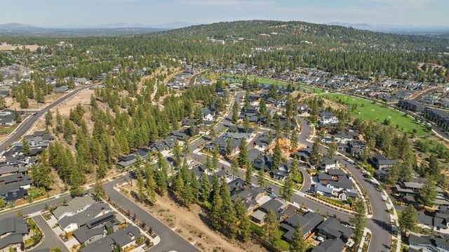 1185 NW Singleton Place, Bend, OR 97703