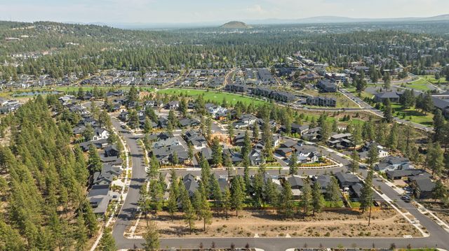 1185 NW Singleton Place, Bend, OR 97703