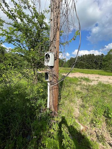 1414 S Broadway Street, Jewett, TX 75846