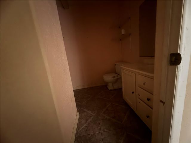 1414 S Broadway Street, Jewett, TX 75846