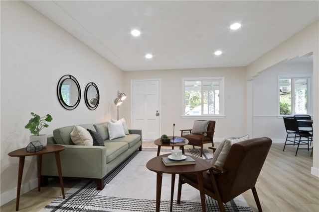 11380 Idaho Avenue, South Gate, CA 90280