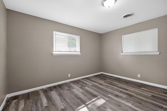 6803 W 34th Street, Little Rock, AR 72204