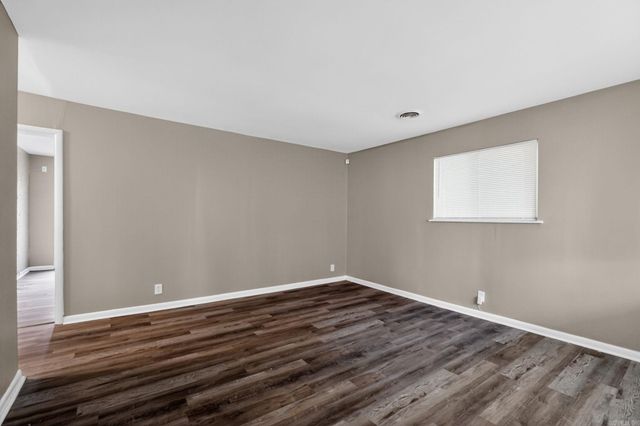 6803 W 34th Street, Little Rock, AR 72204