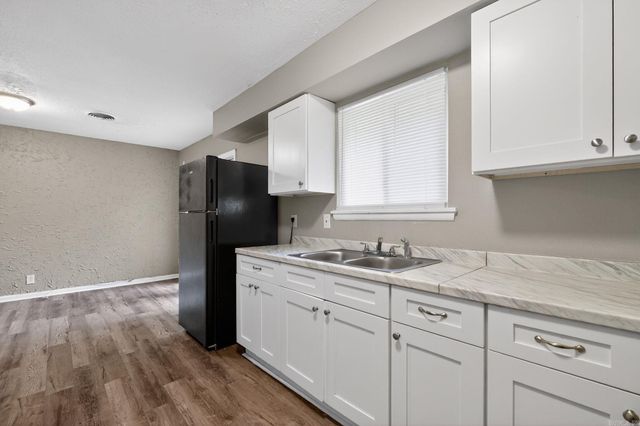 6803 W 34th Street, Little Rock, AR 72204