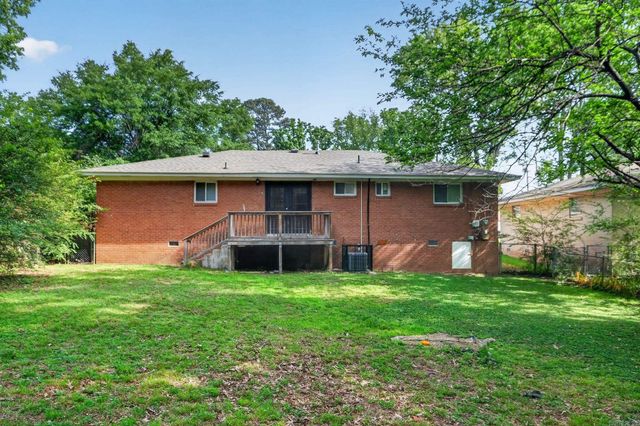 6803 W 34th Street, Little Rock, AR 72204