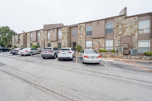 6000 N Pennsylvania Avenue 16, Oklahoma City, OK 73112