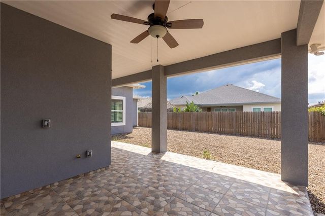 14149 La Blanquilla Dr, Corpus Christi, TX 78418