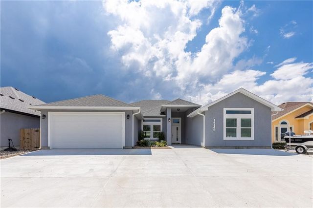 14149 La Blanquilla Dr, Corpus Christi, TX 78418