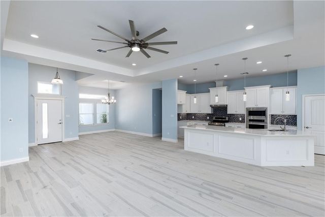 14149 La Blanquilla Dr, Corpus Christi, TX 78418