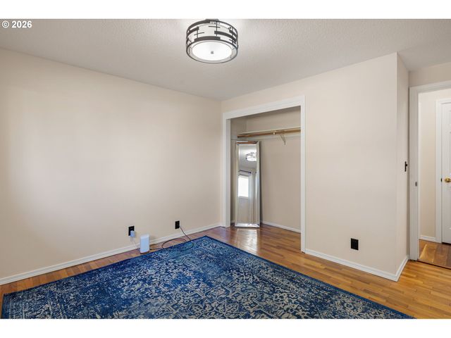 1015 SAVILLE Ave, Eugene, OR 97404