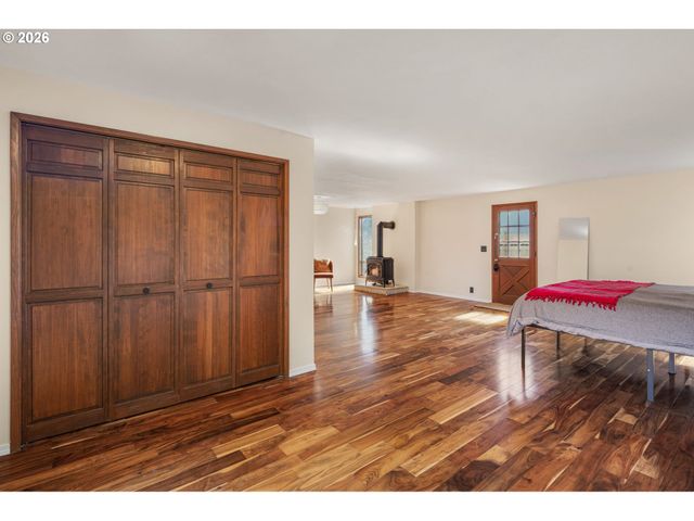1015 SAVILLE Ave, Eugene, OR 97404