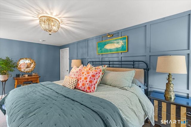 42 Gifford Road, West Hartford, CT 06119