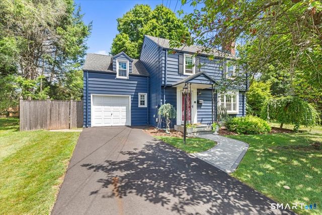 42 Gifford Road, West Hartford, CT 06119