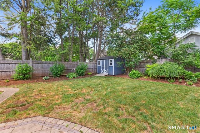 42 Gifford Road, West Hartford, CT 06119
