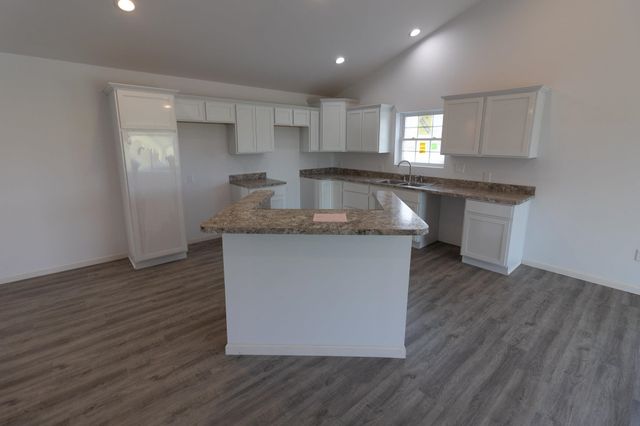 10428 Carroll Road, Columbus, MI 48063