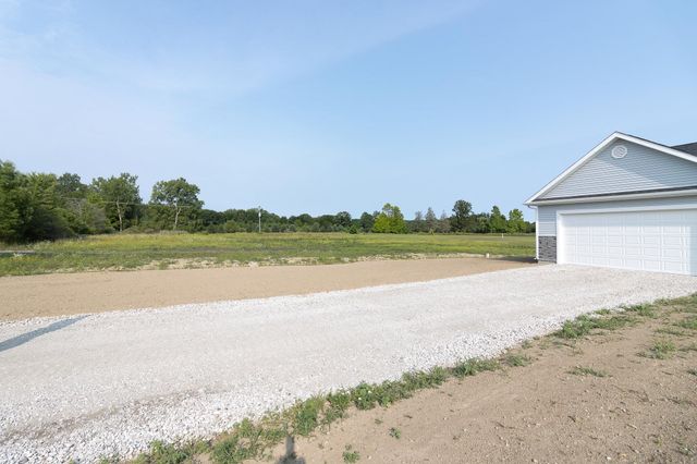 10428 Carroll Road, Columbus, MI 48063