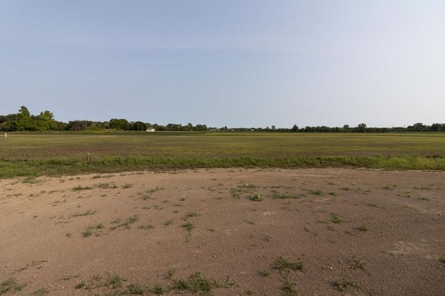 10428 Carroll Road, Columbus, MI 48063