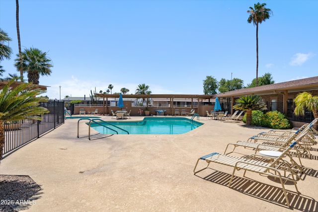 10701 N 99TH Avenue 186, Peoria, AZ 85345