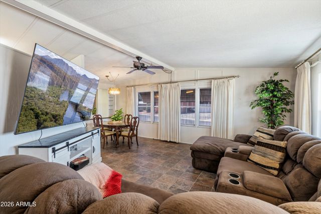 10701 N 99TH Avenue 186, Peoria, AZ 85345