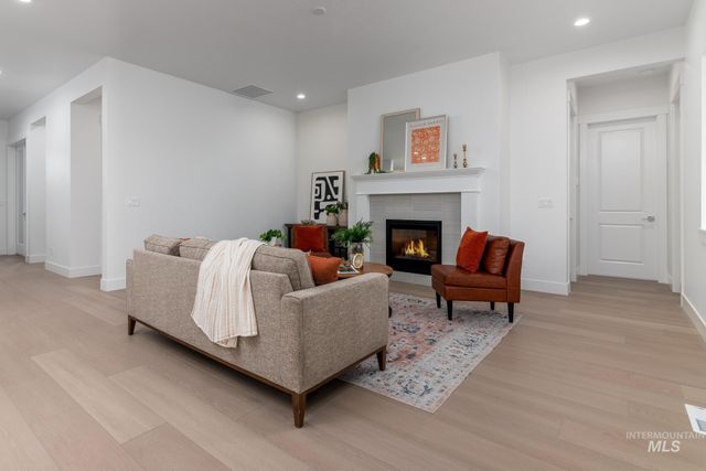 1145 W Grassland St, Middleton, ID 83644