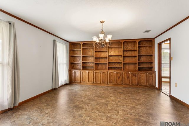 36491 Caraway Rd, Denham Springs, LA 70706