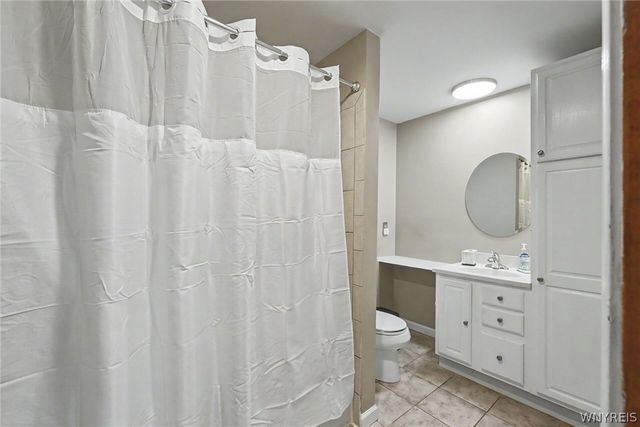 51 Tracy Lynn Lane, West Seneca, NY 14224