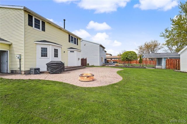 51 Tracy Lynn Lane, West Seneca, NY 14224
