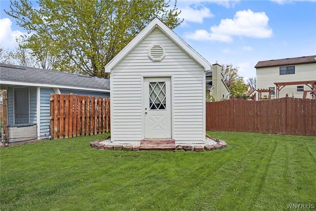 51 Tracy Lynn Lane, West Seneca, NY 14224
