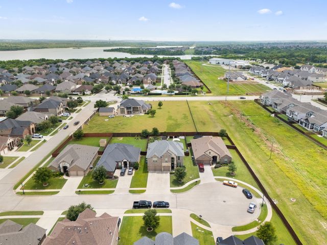 2971 Loch Circle, Grand Prairie, TX 75054
