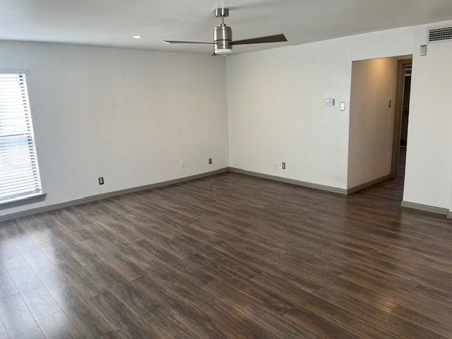 2800 Douglas Avenue 301, Dallas, TX 75219