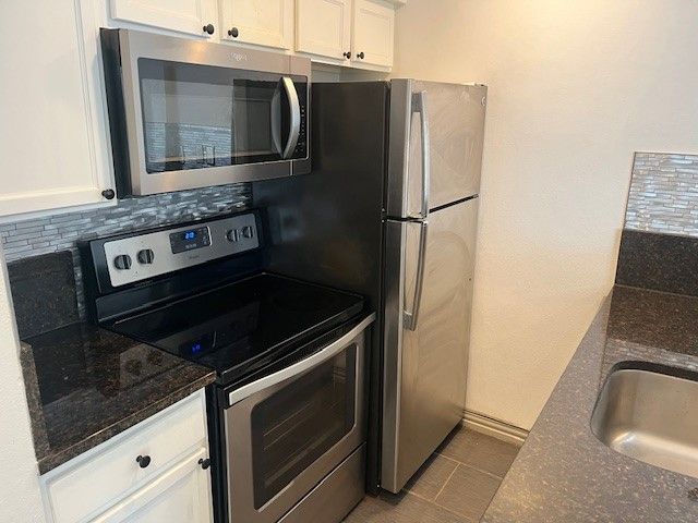 2800 Douglas Avenue 301, Dallas, TX 75219