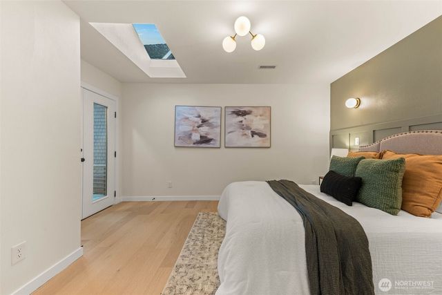 13302 Bitter Place N, Seattle, WA 98133