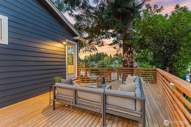 13302 Bitter Place N, Seattle, WA 98133