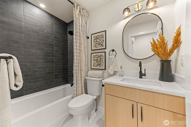 13302 Bitter Place N, Seattle, WA 98133