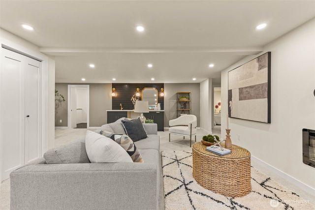 13302 Bitter Place N, Seattle, WA 98133