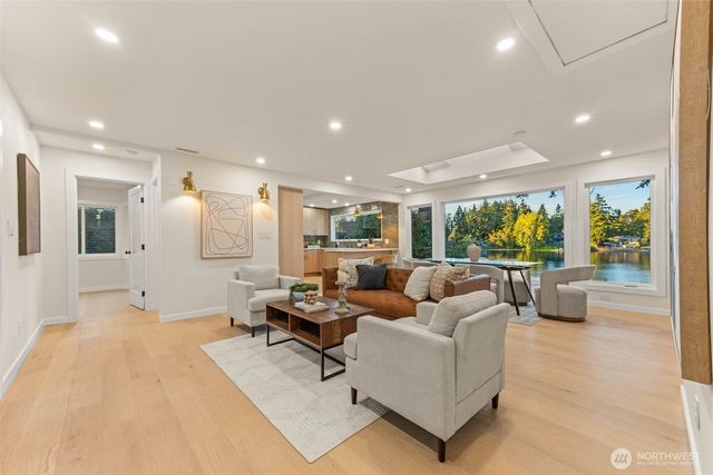 13302 Bitter Place N, Seattle, WA 98133