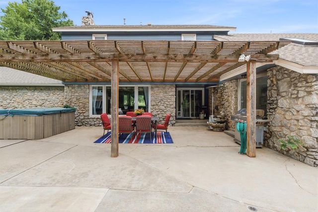 11300 Greenwood Drive, Piedmont, OK 73078