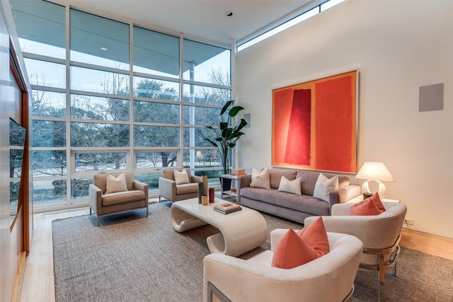 4428 N Versailles Avenue, Highland Park, TX 75205