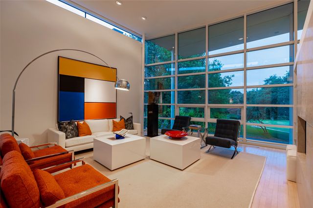 4428 N Versailles Avenue, Highland Park, TX 75205