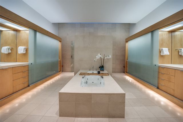 4428 N Versailles Avenue, Highland Park, TX 75205