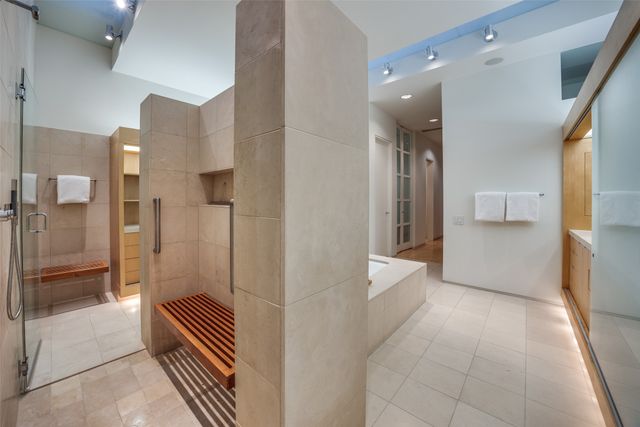 4428 N Versailles Avenue, Highland Park, TX 75205