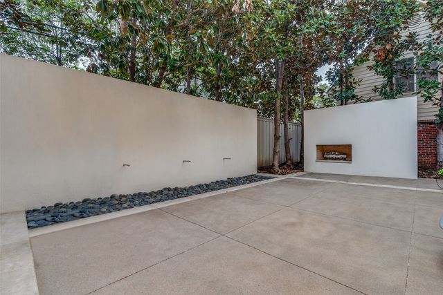 4428 N Versailles Avenue, Highland Park, TX 75205