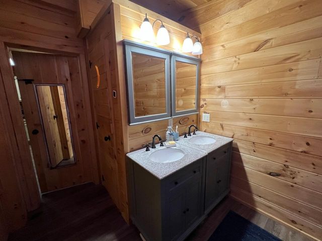 2416 Lee Dr, Pleasant View, TN 37146